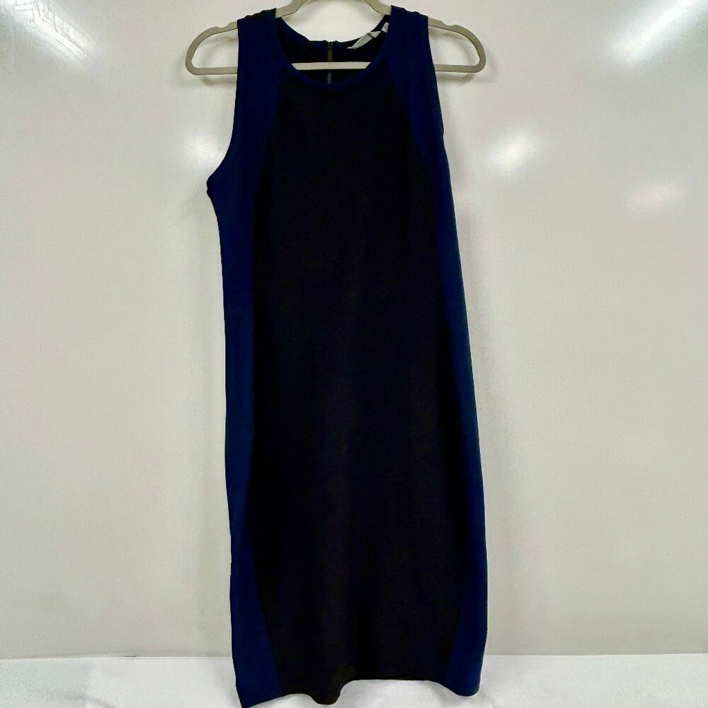 Athleta Navy Sleeveles Shift Dress Medium Minimalist Athleisure Capsule Wardrobe